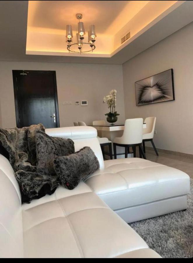 Alamaken Residence Al Hidd Екстериор снимка