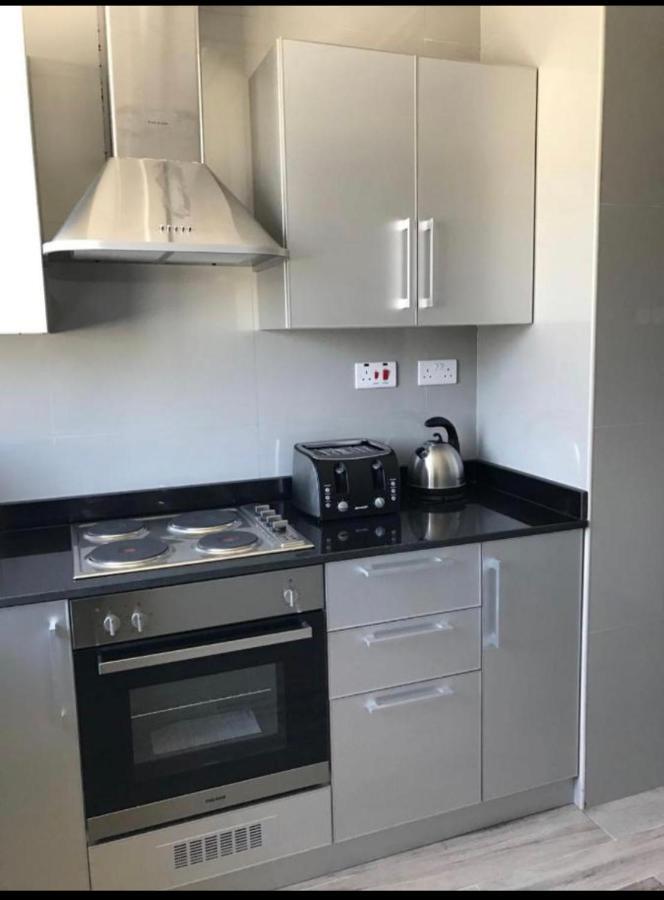 Alamaken Residence Al Hidd Екстериор снимка