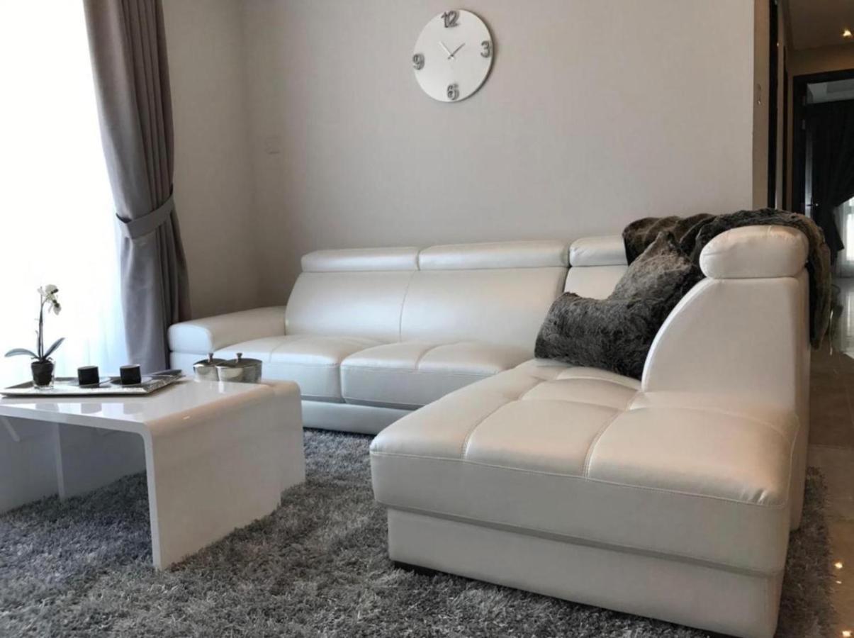 Alamaken Residence Al Hidd Екстериор снимка
